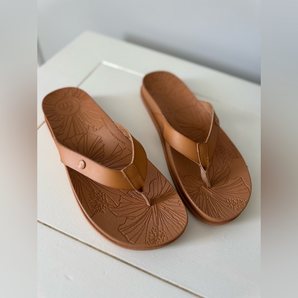 Women’s Reef Vista Porto Cruz Sandals Natural Color Sz 7.5